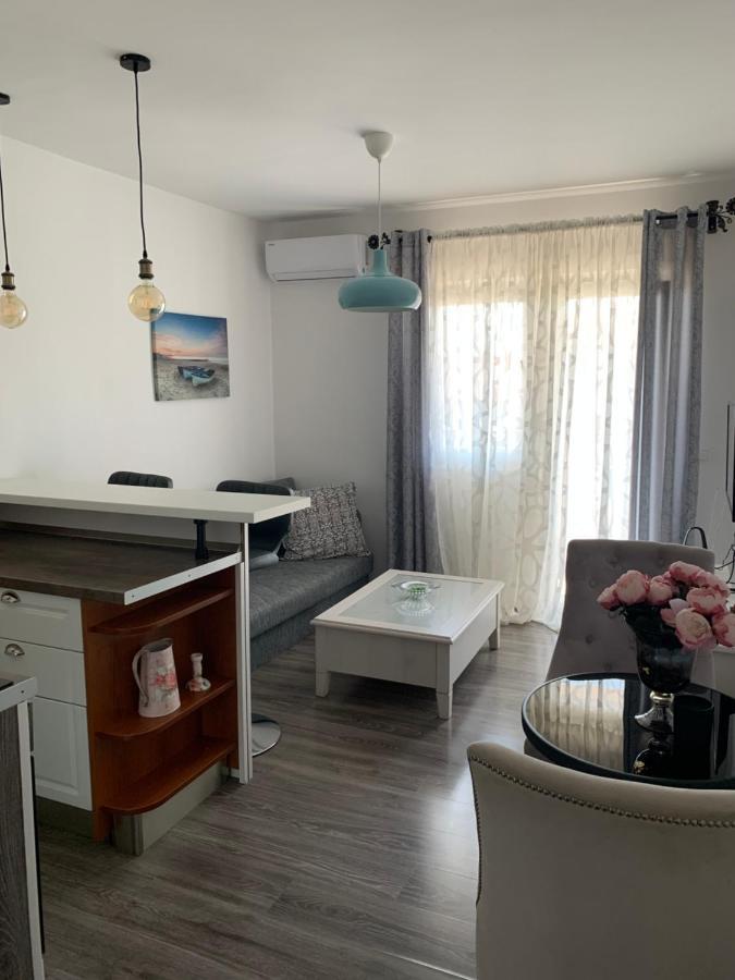 Marci 2 With Parking Place Apartment *